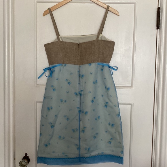 Sundress by Uniform - Picture 2 of 6